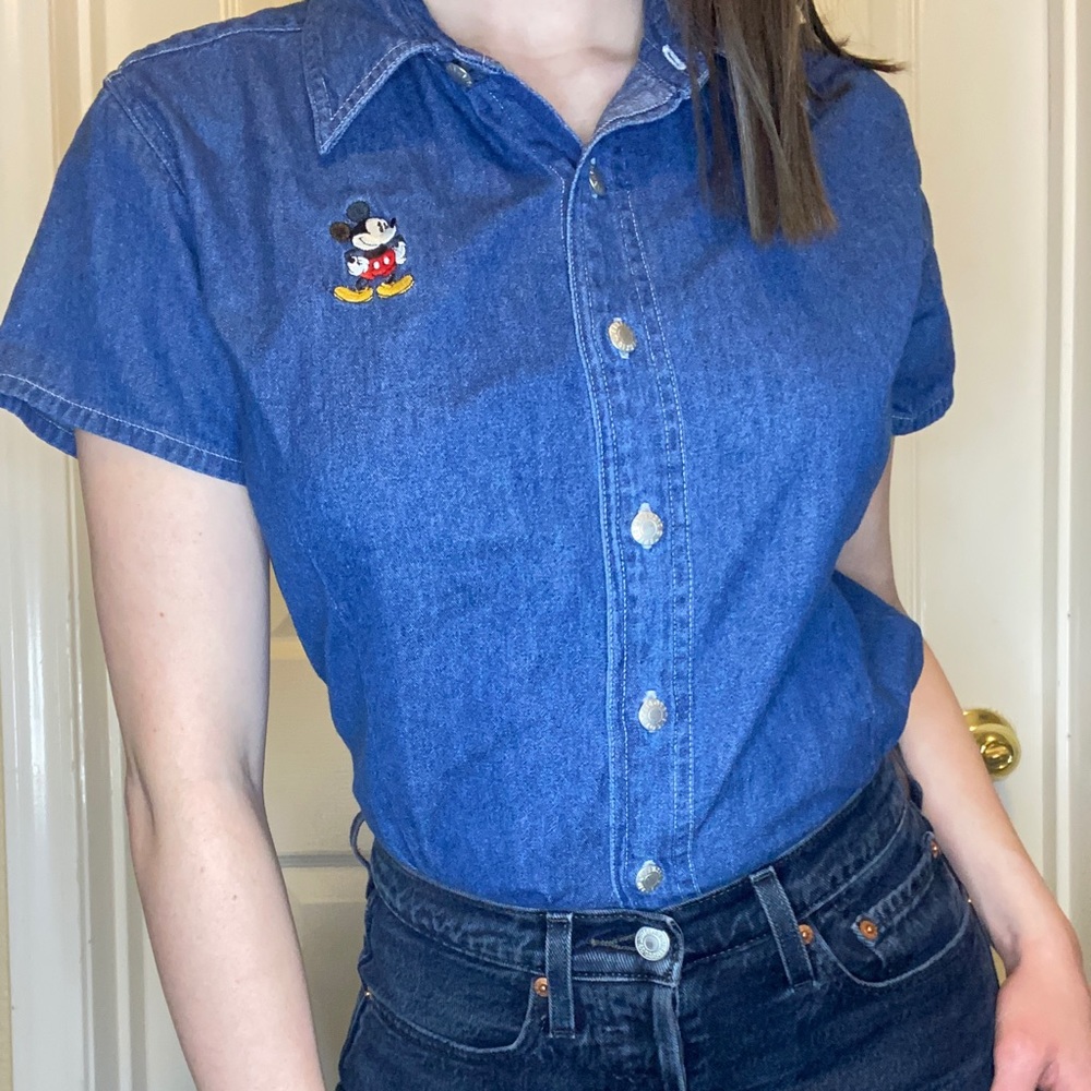 Vintage Disney Jean Shirt w Mickey Emblem